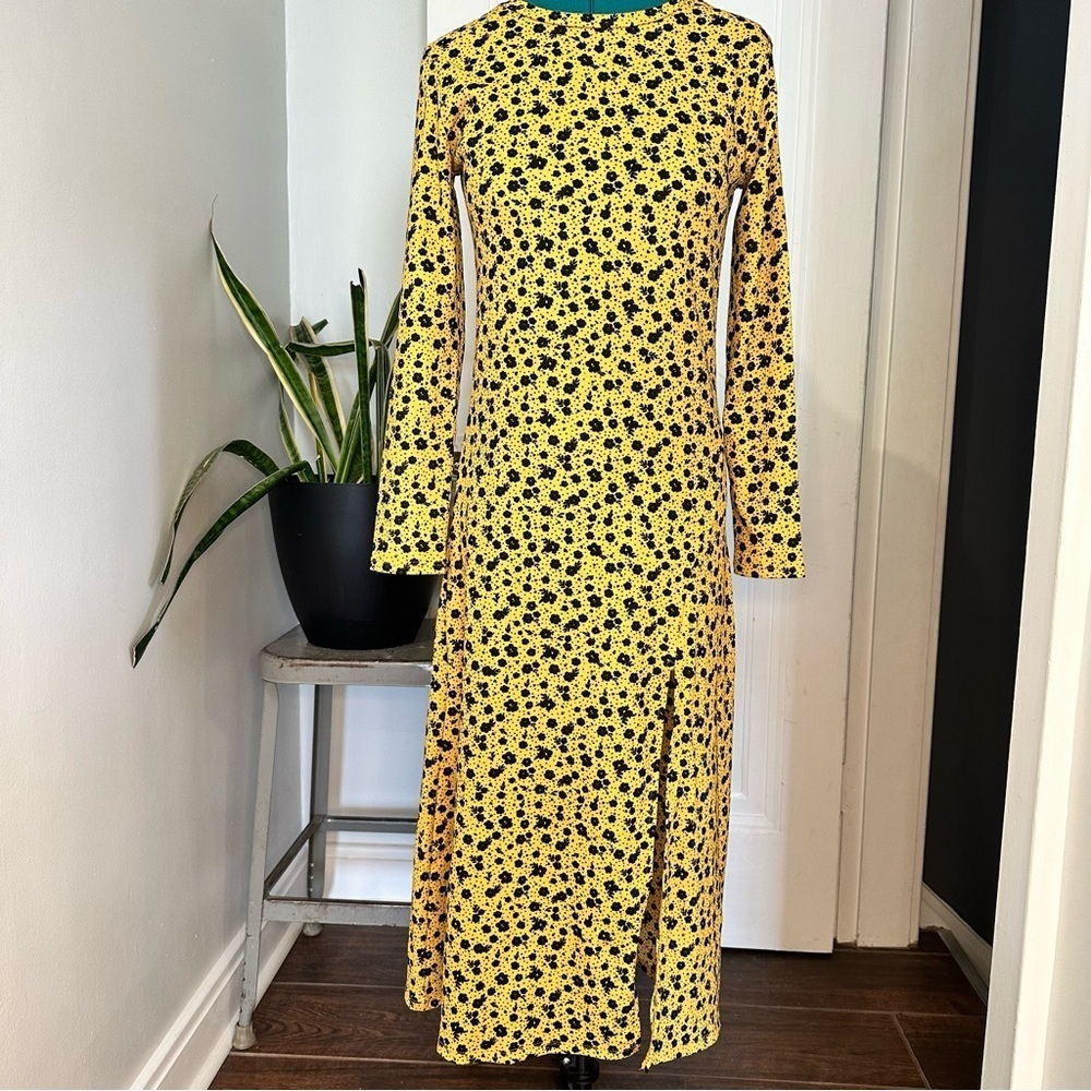 H&M Yellow Black Long Sleeve CRINKLED JERSEY DRESS